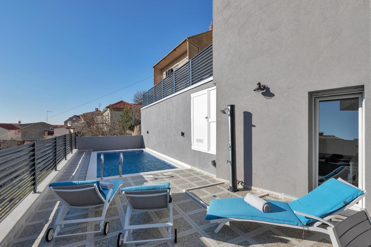 Apartment Lotte With Private Pool In The City Center! Makarska Exterior foto