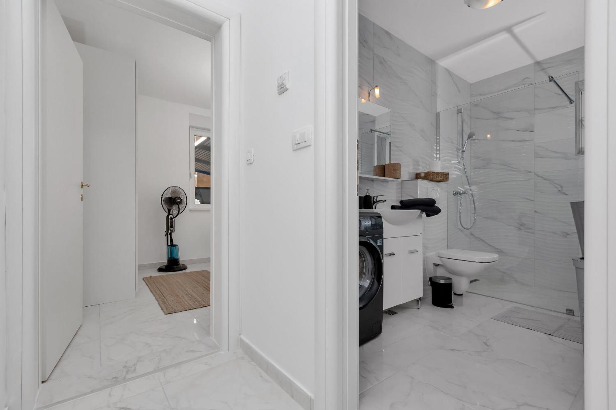 Apartment Lotte With Private Pool In The City Center! Makarska Cameră foto